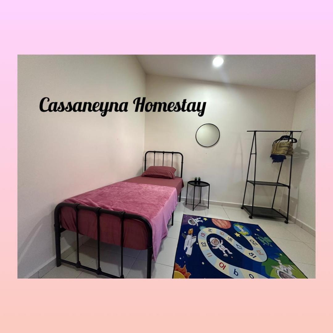 Cassaneyna Homestay Kuantan Exterior photo