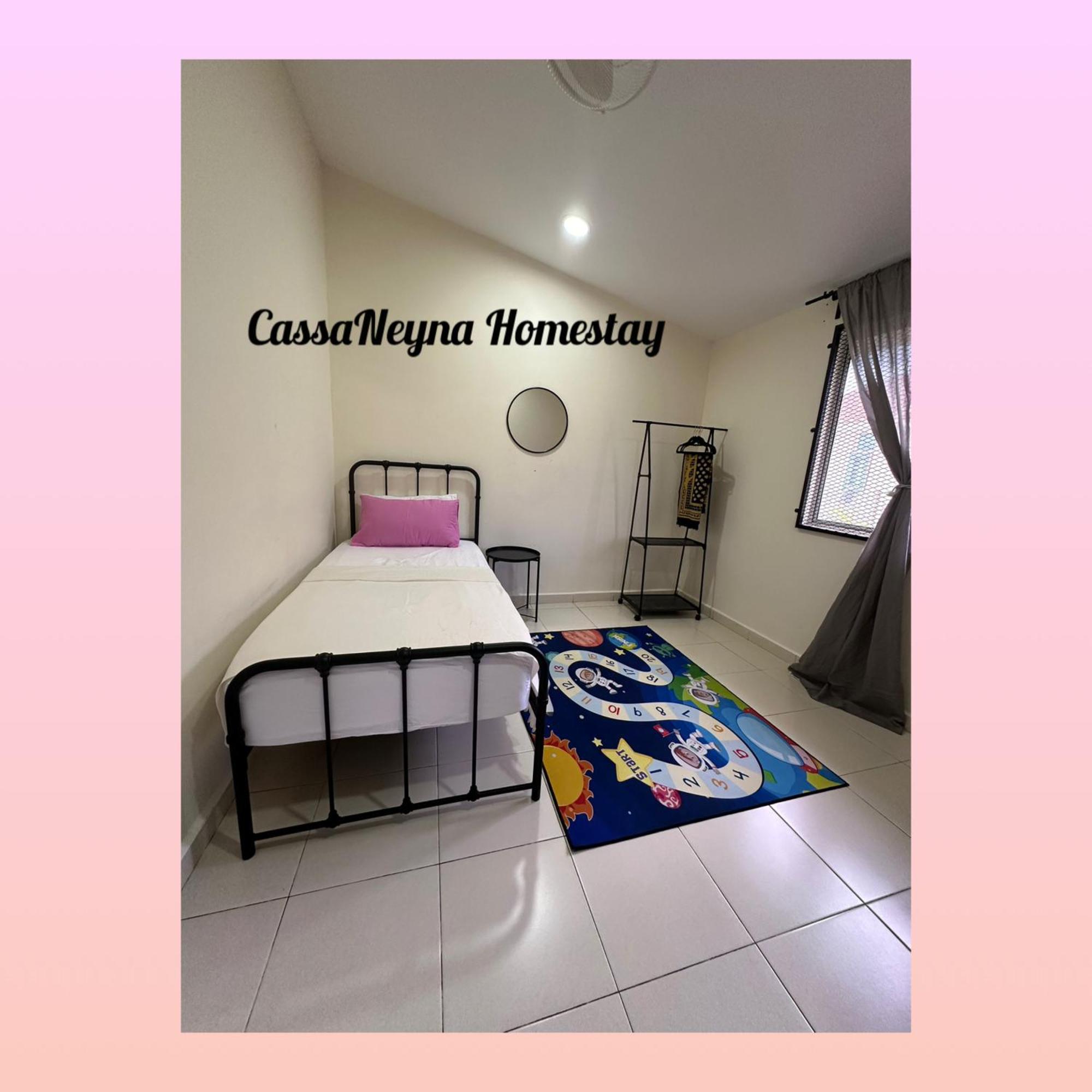 Cassaneyna Homestay Kuantan Exterior photo
